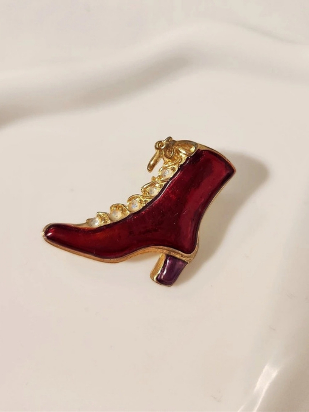 Red & Gold High Heel Boot Brooch Like New